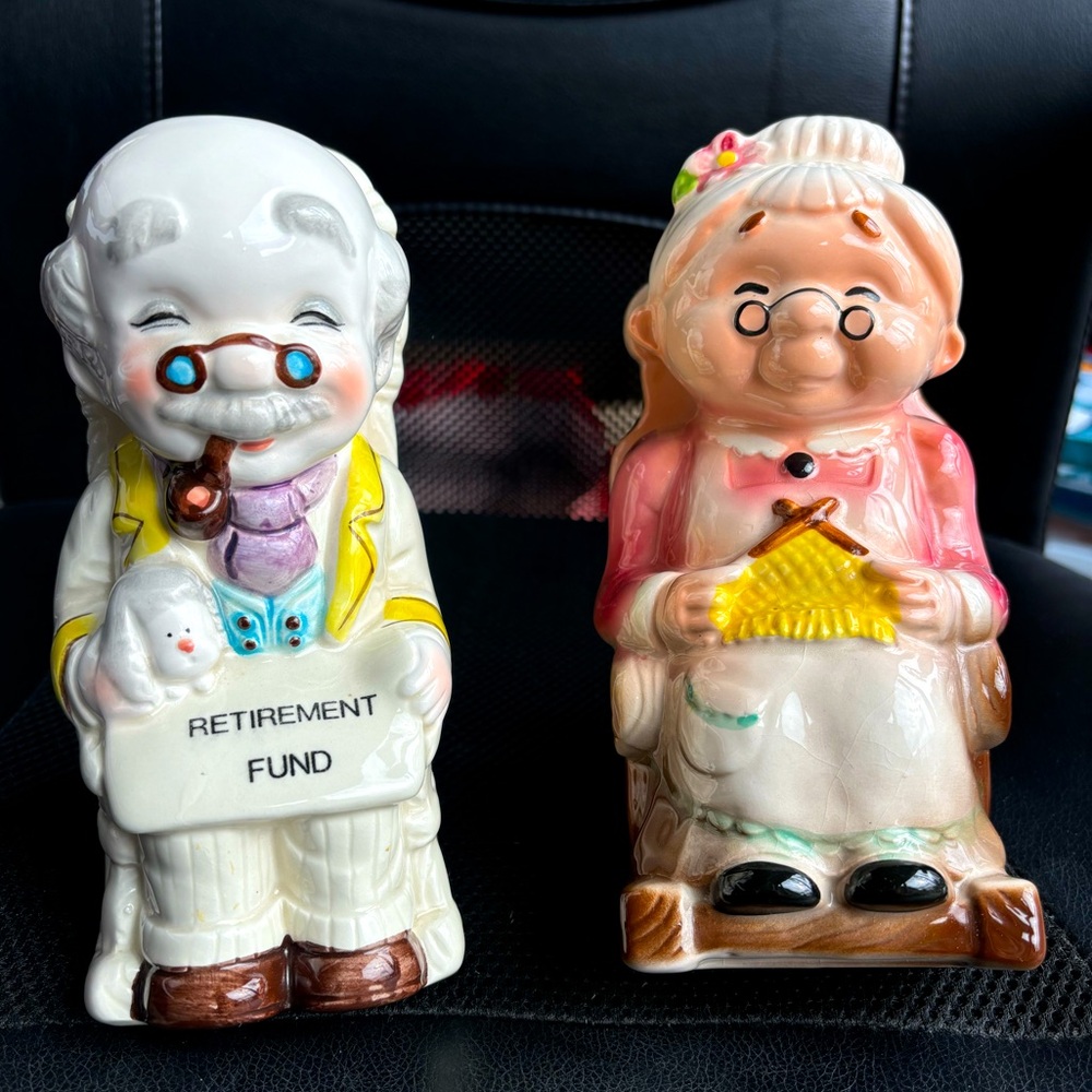 VINTAGE SET GRANDMA AND GRANDPA ROCKING CHAIR COIN BANKS W/ STOPPERS